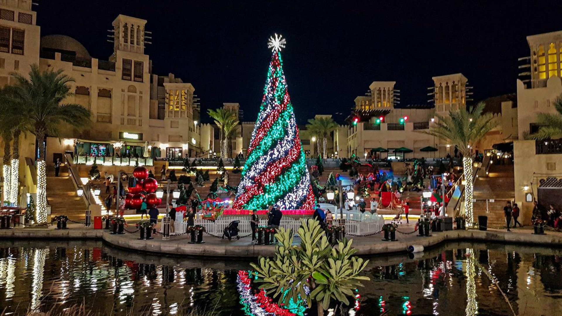 Marchés d’hiver à Dubaï: Noël, City Walk & sorties | Die Geissens Real Estate | Luxus Immobilien mit Carmen und Robert Geiss – Die Geissens in Dubai
