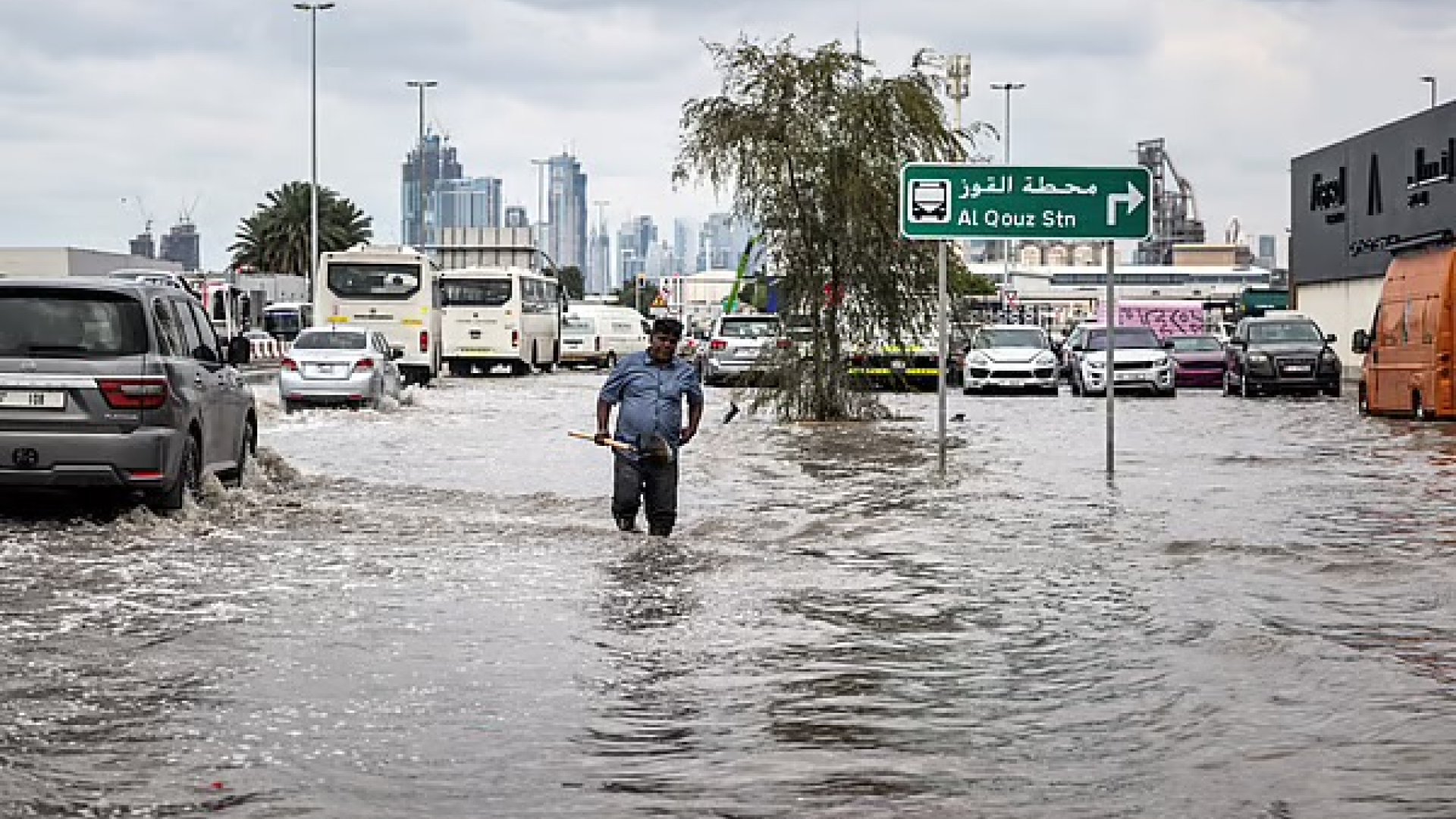 Dubaï: 39 000 appels en 2 jours — la police face à la météo instable | Die Geissens Real Estate | Luxus Immobilien mit Carmen und Robert Geiss – Die Geissens in Dubai