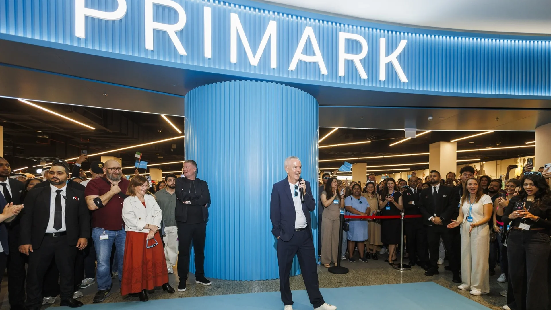 Primark ouvre au Dubai Mall: « plus qu’assez de stock » | Die Geissens Real Estate | Luxus Immobilien mit Carmen und Robert Geiss – Die Geissens in Dubai